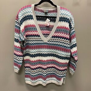 90’s NWT Paris sport club sweater. Complete with shoulder pads V-Neck Sweater